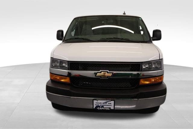 2025 Chevrolet Express Cargo Work Van - Photo 16