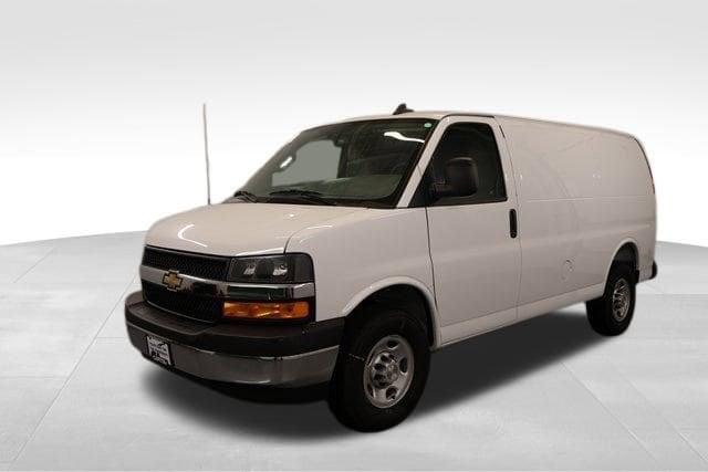 2025 Chevrolet Express Cargo Work Van - Photo 15