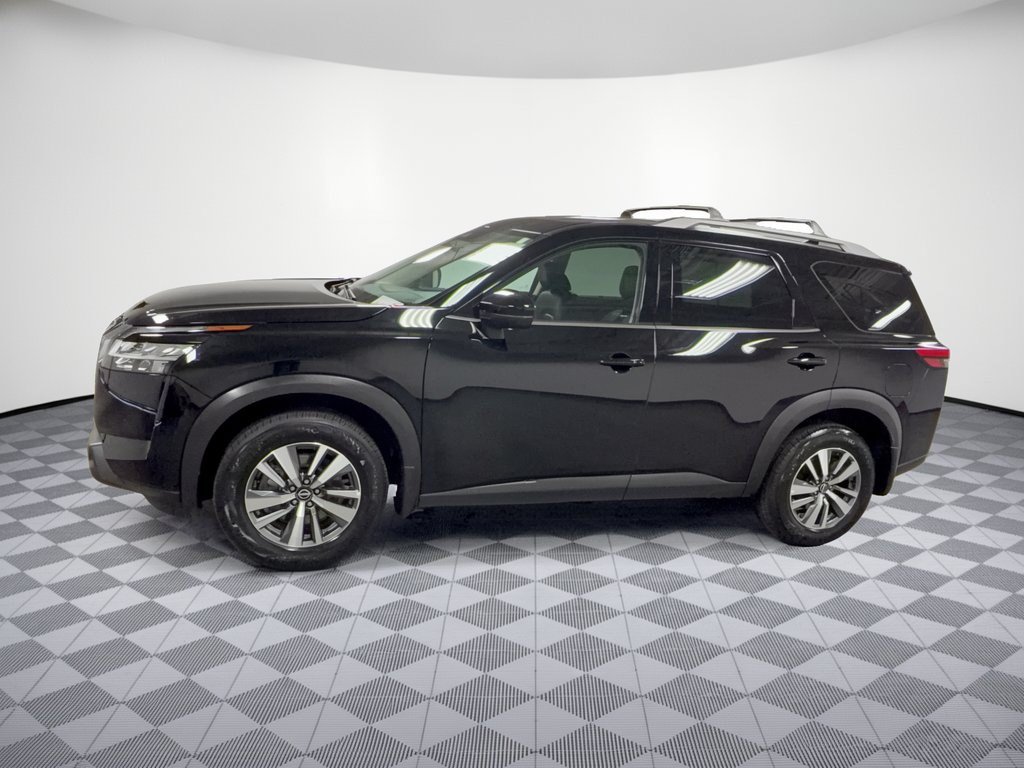 Used 2024 Nissan Pathfinder SL FWD SUV