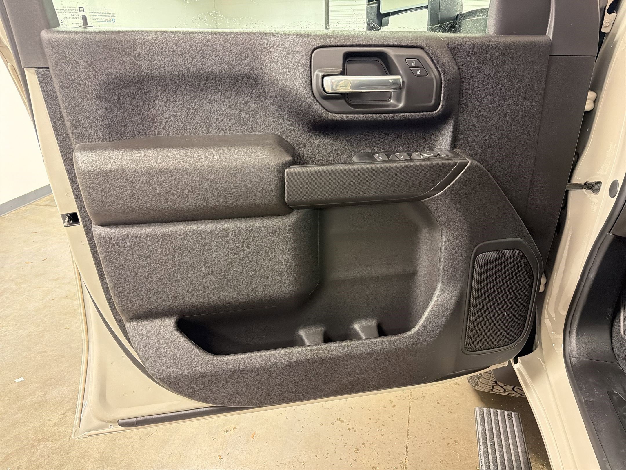 2026 Chevrolet Silverado 2500 HD Custom - Photo 11