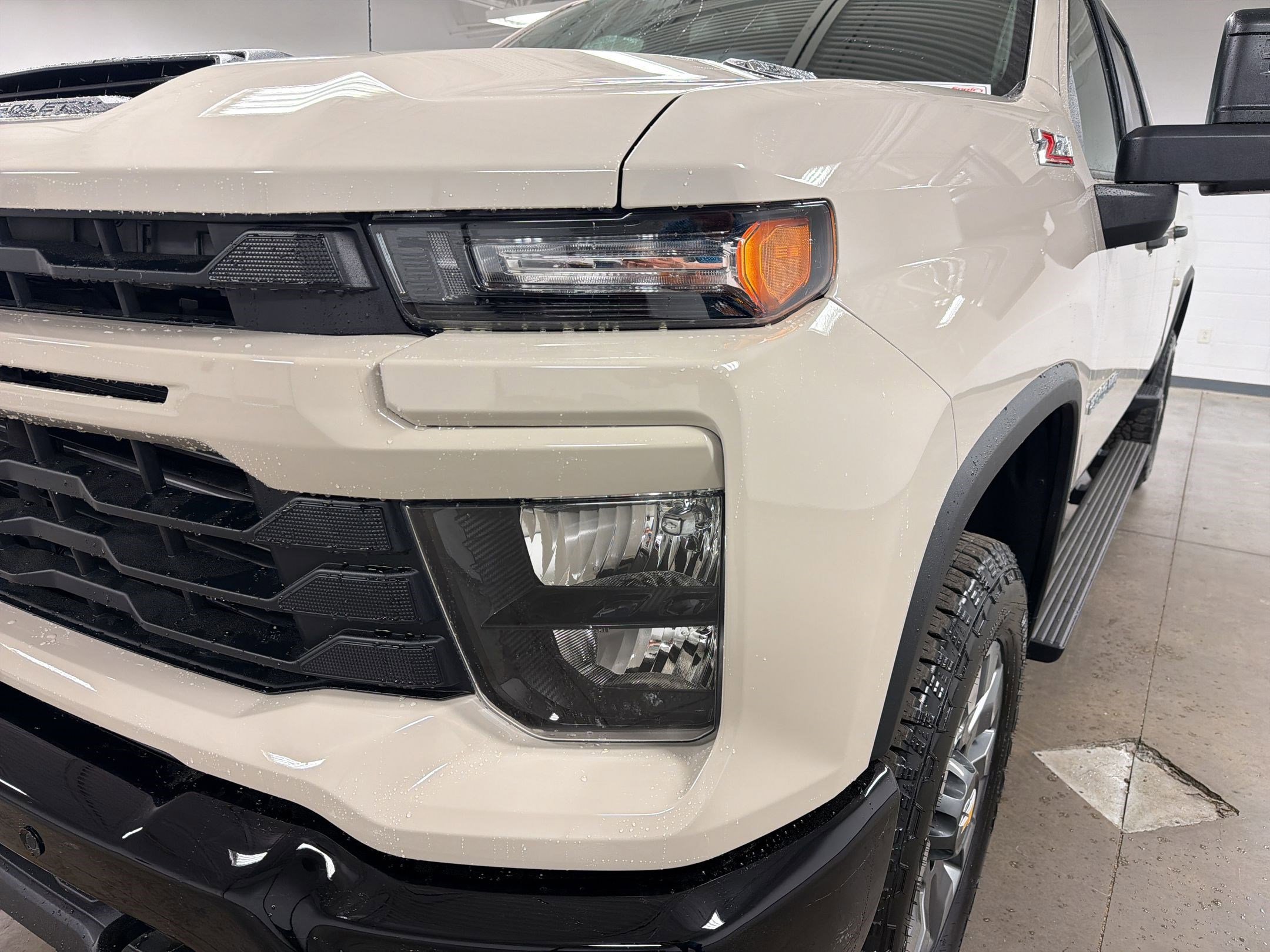 2026 Chevrolet Silverado 2500 HD Custom - Photo 9