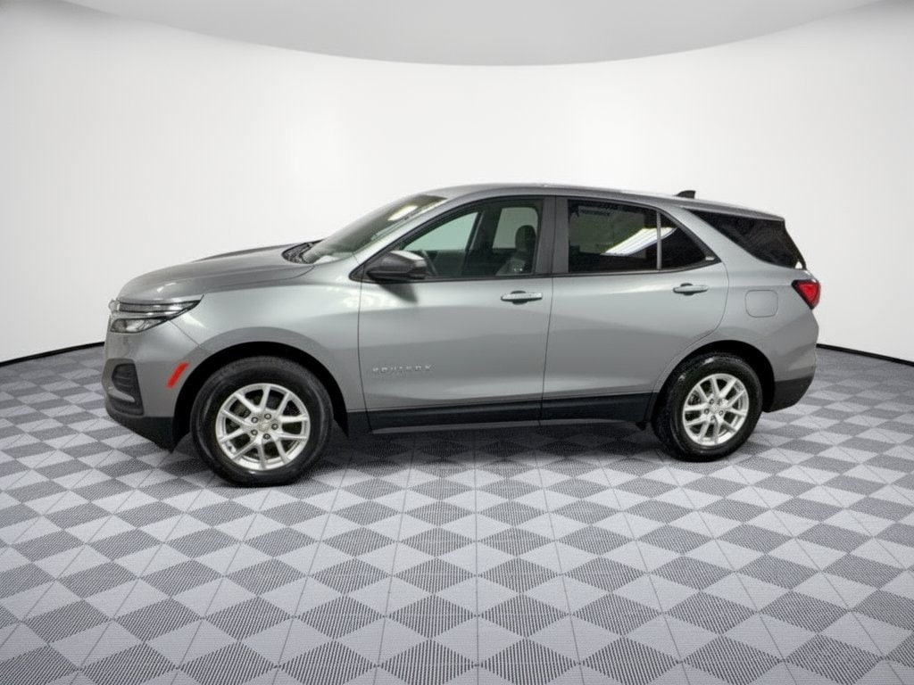 Used 2023 Chevrolet Equinox LS SUV