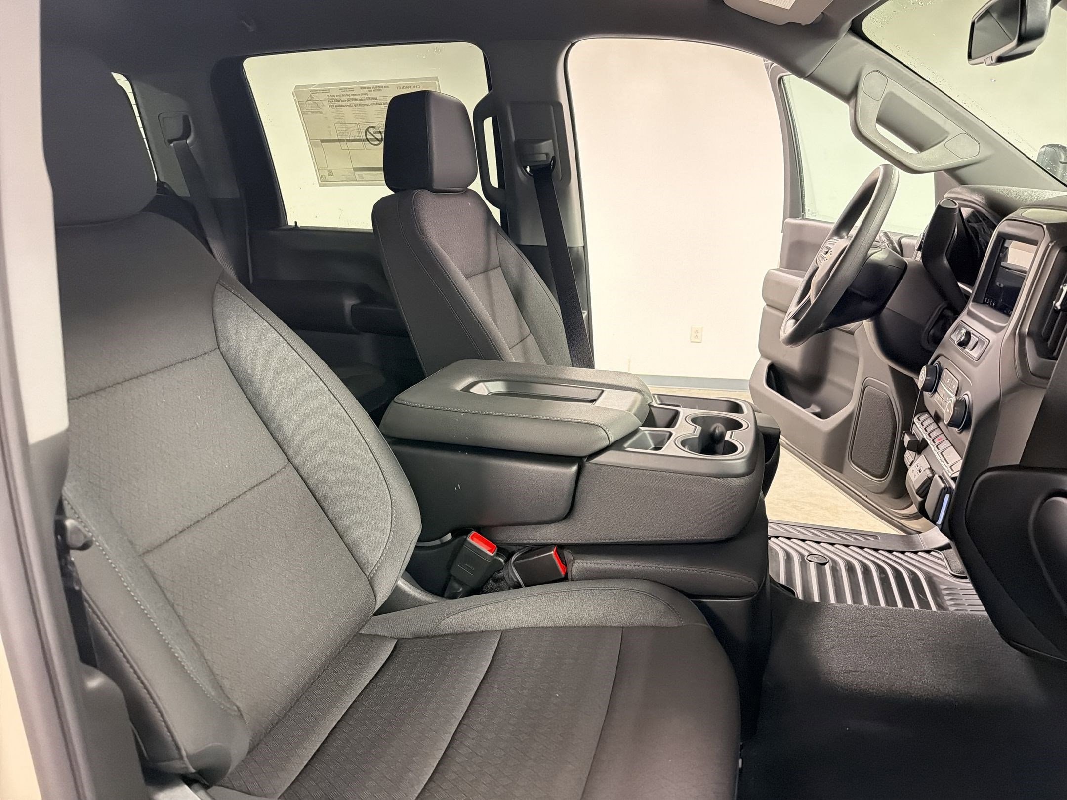 2026 Chevrolet Silverado 2500 HD Custom - Photo 31