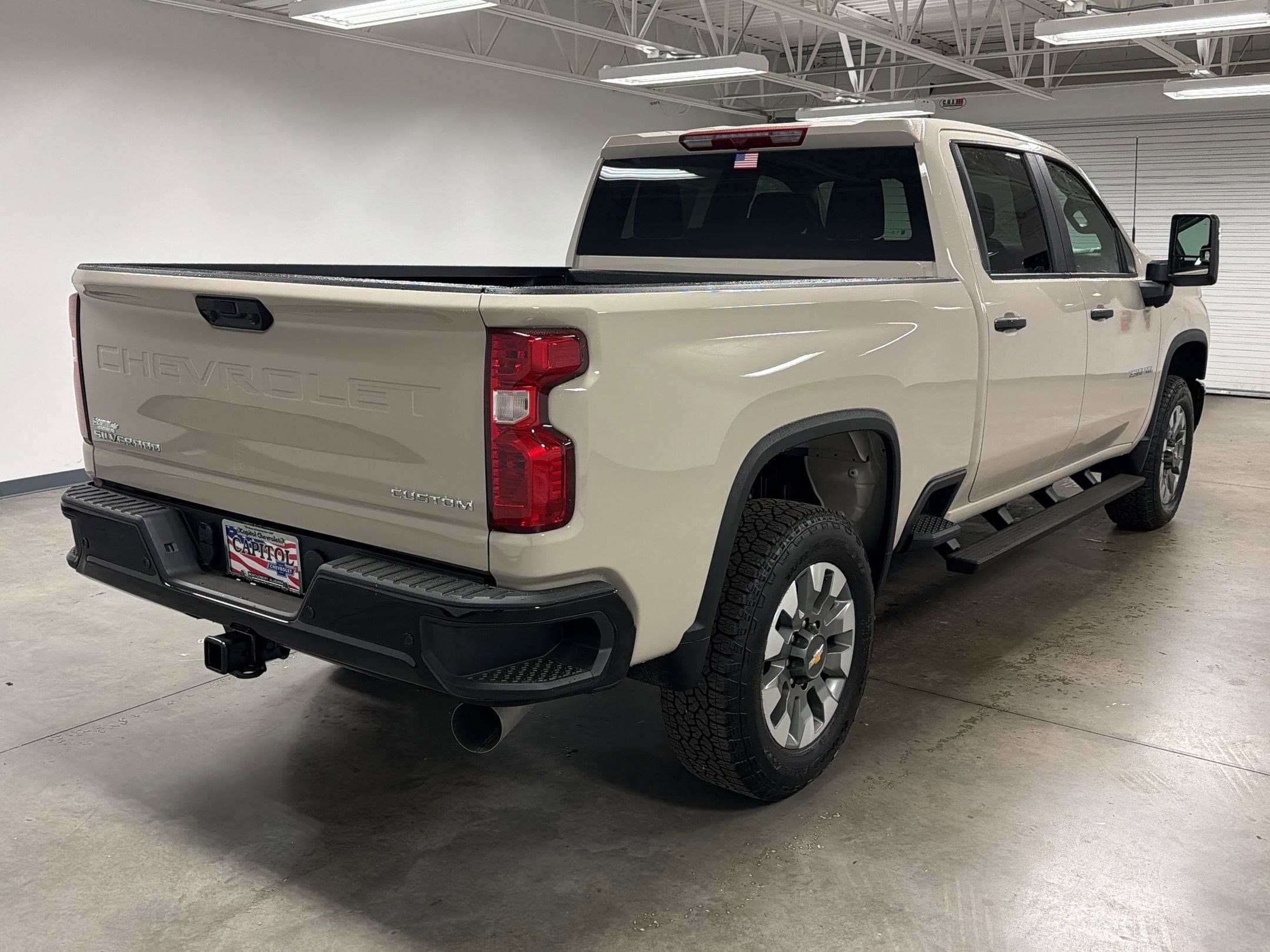 2026 Chevrolet Silverado 2500 HD Custom - Photo 7