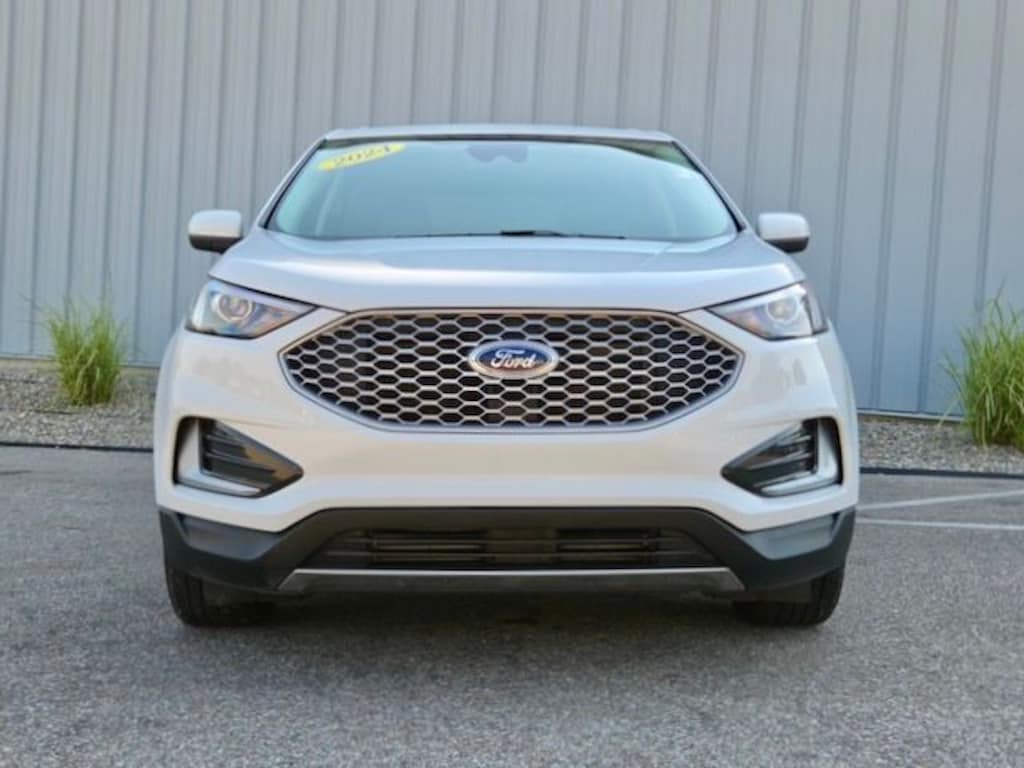 Used 2024 Ford Edge SEL SUV