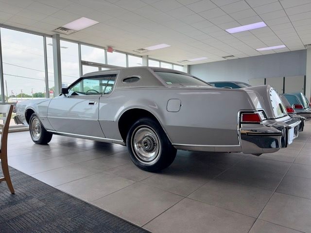 Used 1975 Lincoln Continental Markiv