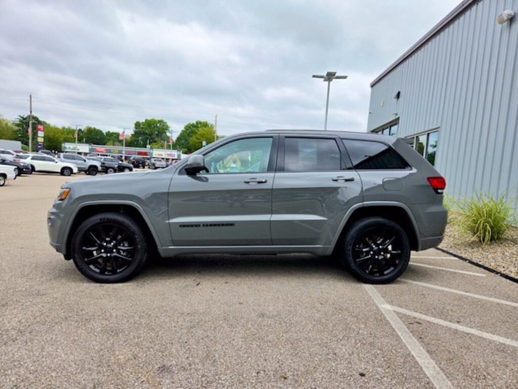 Used 2020 Jeep Grand Cherokee Altitude SUV