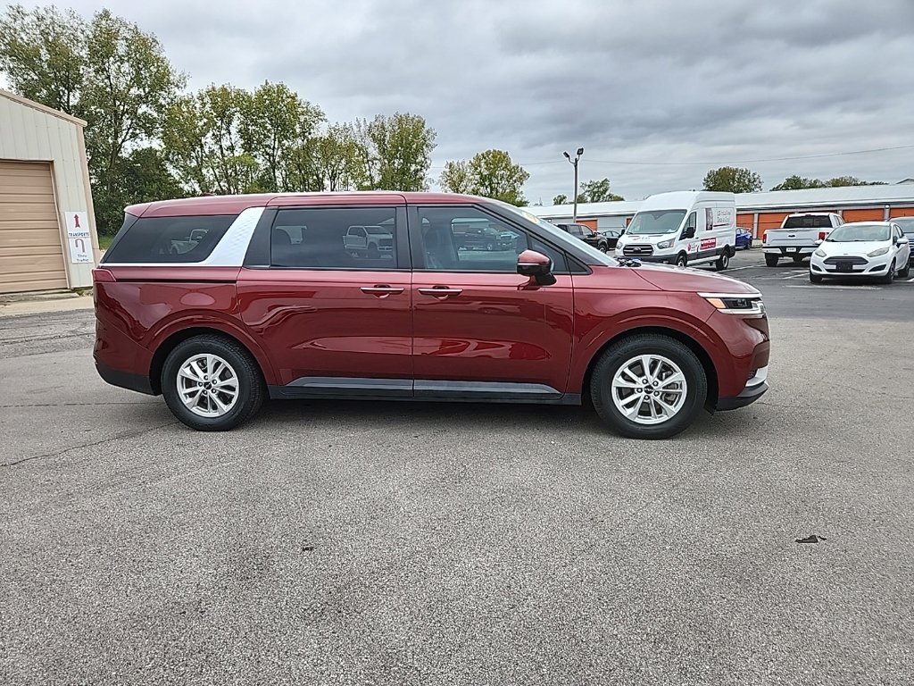 Used 2022 Kia Carnival LXS Minivan/Van