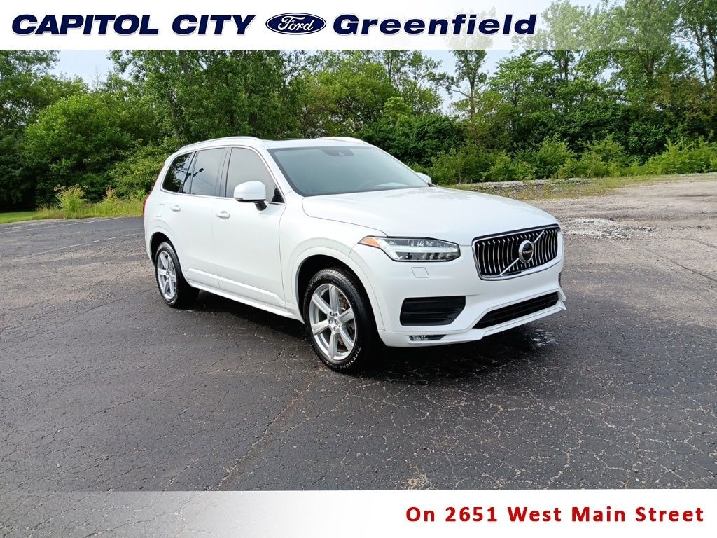 Used 2022 Volvo XC90 T5 Momentum SUV
