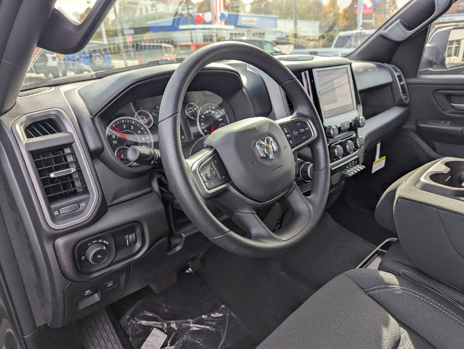 2026 RAM 1500 Tradesman - Photo 6