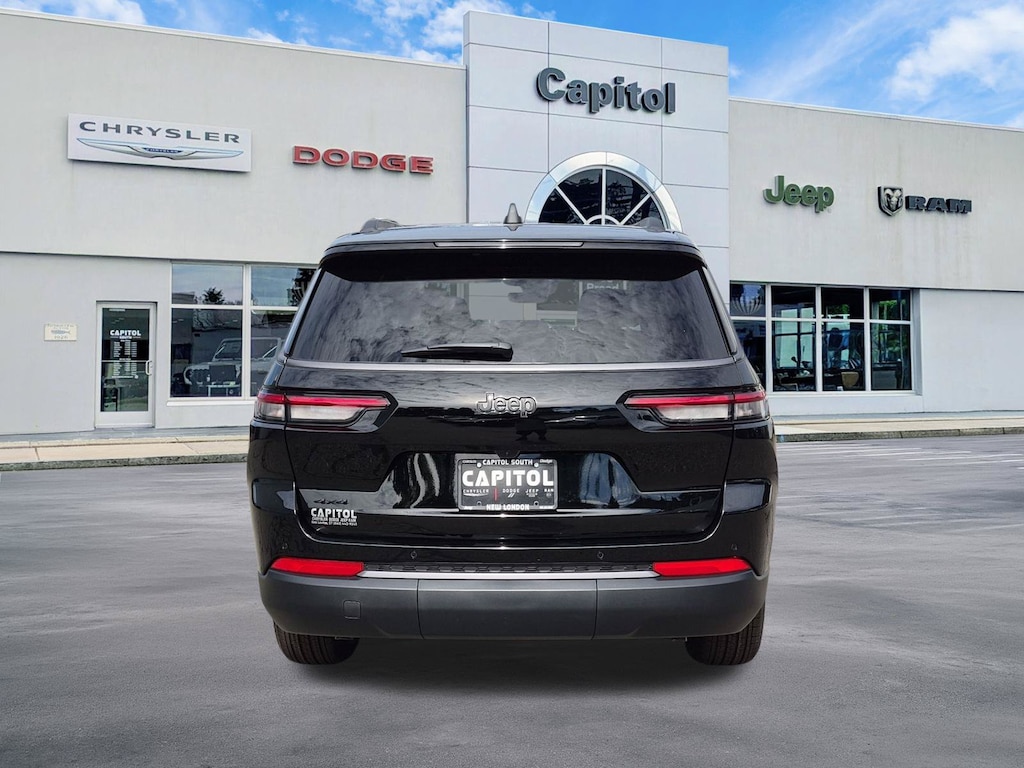 New 2027 Jeep Grand Cherokee L Laredo Altitude Sport Utility