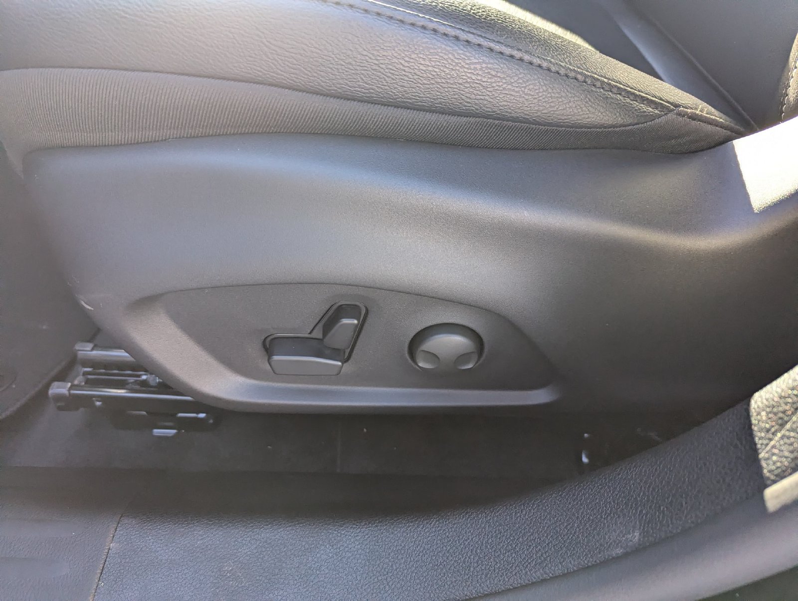 2026 Jeep Compass Limited - Photo 9