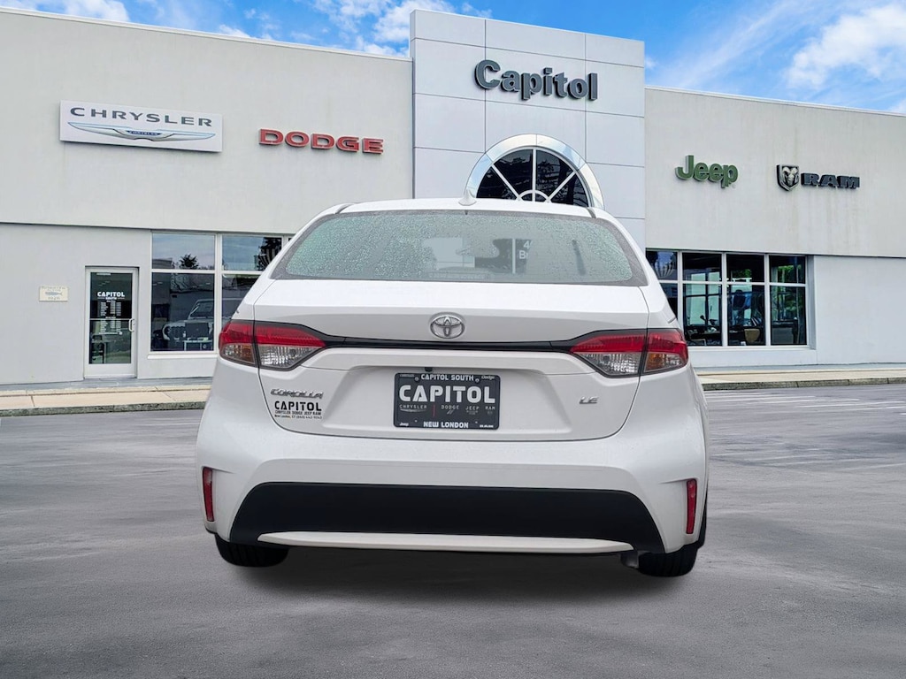 Used 2020 Toyota Corolla LE Sedan