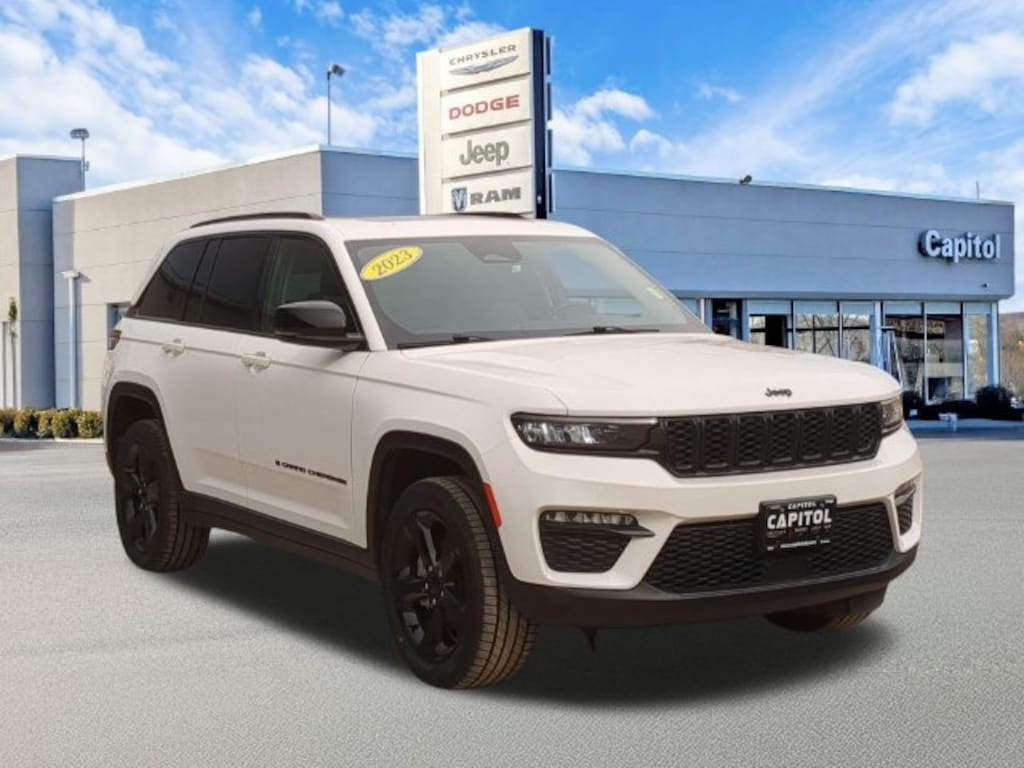 Used 2023 Jeep Grand Cherokee Limited SUV