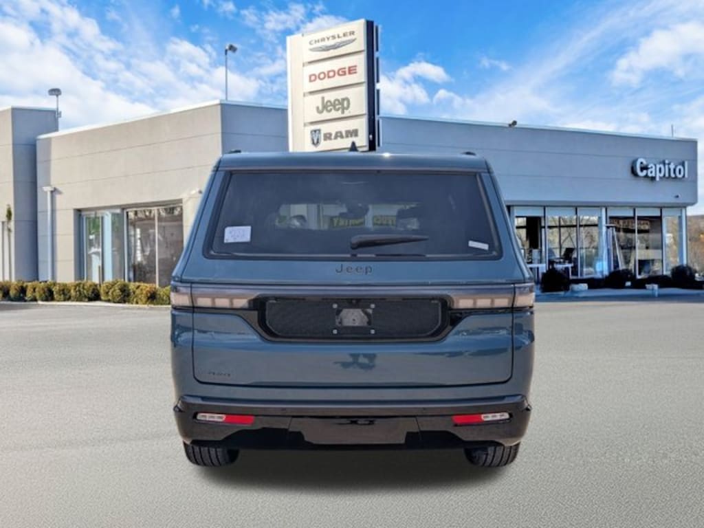 New 2026 Jeep Grand Wagoneer Limited Reserve Sport Utility