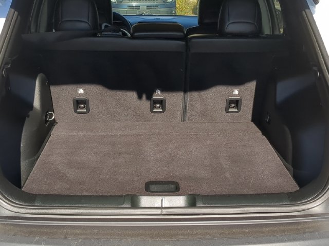 Used 2023 Jeep Cherokee Altitude SUV