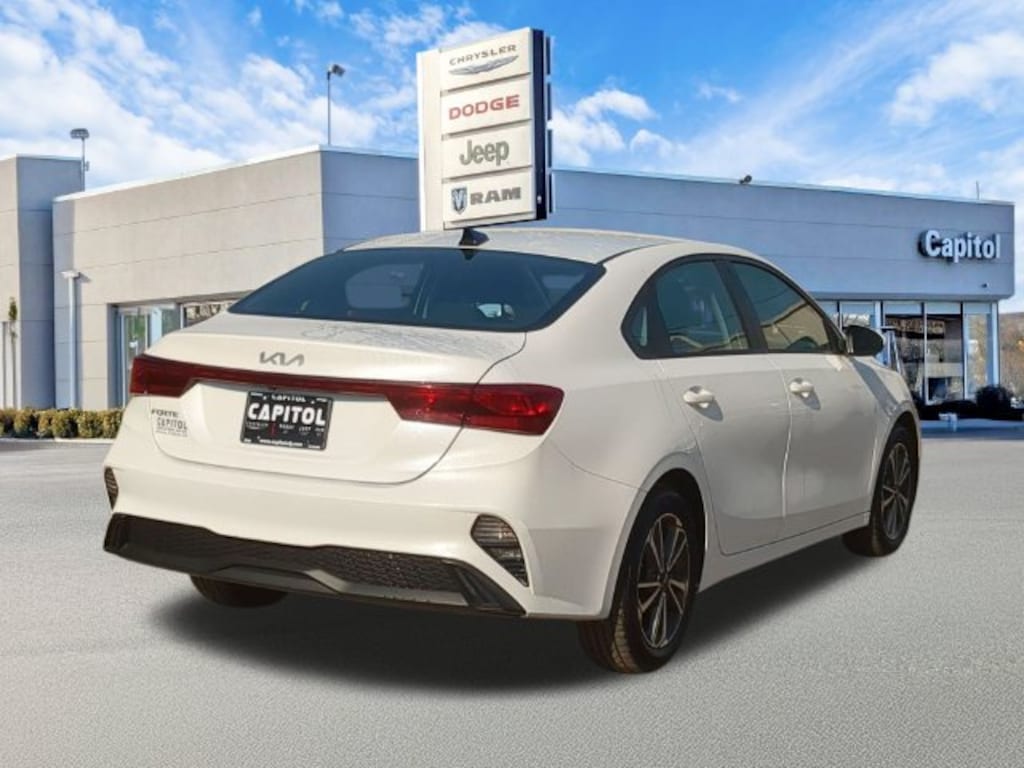 Used 2023 Kia Forte LXS Sedan