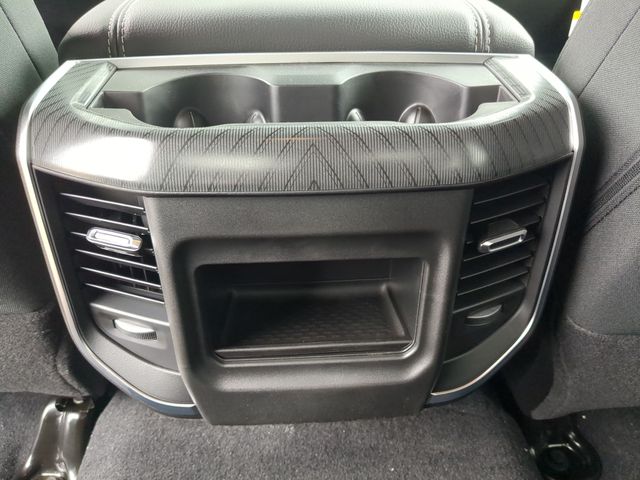 2026 RAM 3500 Big Horn - Photo 17