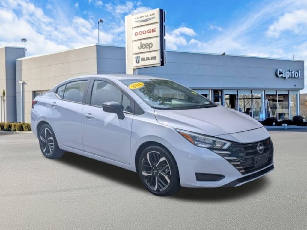 Used 2024 Nissan Versa 1.6 SR Sedan