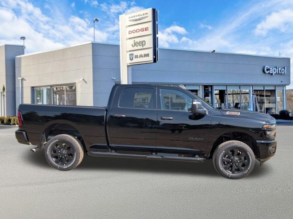 New 2026 Ram 2500 BIG HORN CREW CAB 4X4 6'4 BOX Pickup