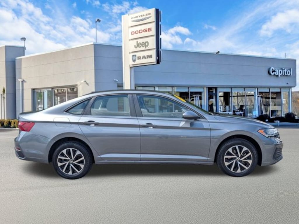 Used 2024 Volkswagen Jetta 1.5T S Sedan