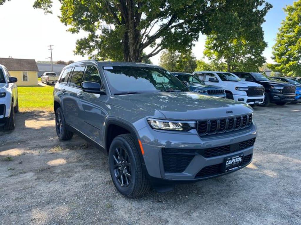 New 2027 Jeep Grand Cherokee L Laredo Altitude Sport Utility