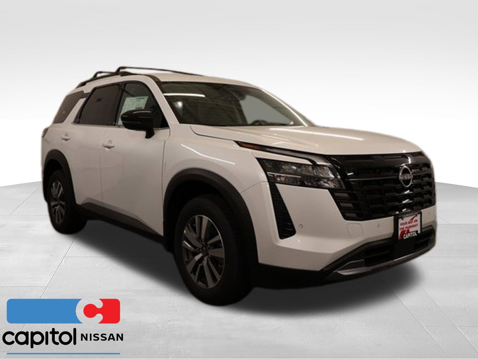 2026 Nissan Pathfinder SL SUV
