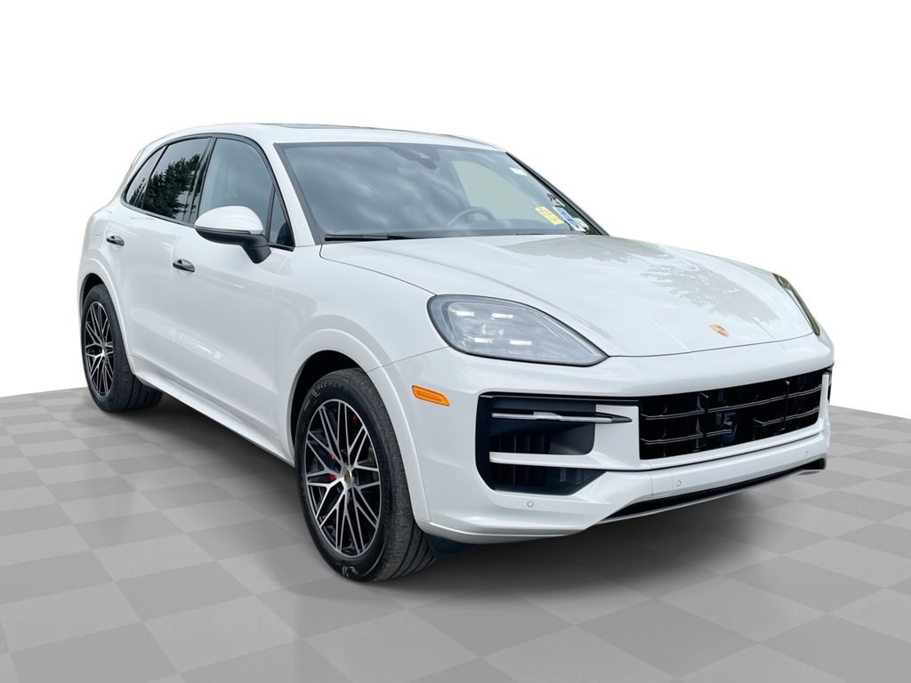 2024 Porsche Cayenne S