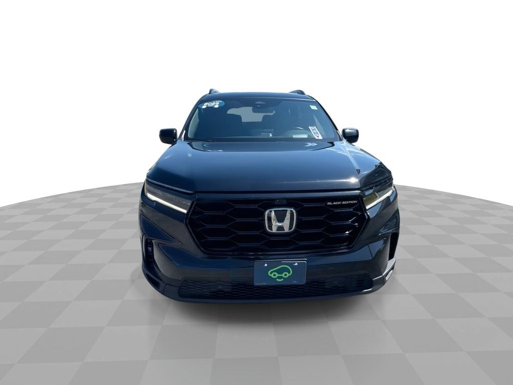 Used 2025 Honda Pilot Black Edition SUV