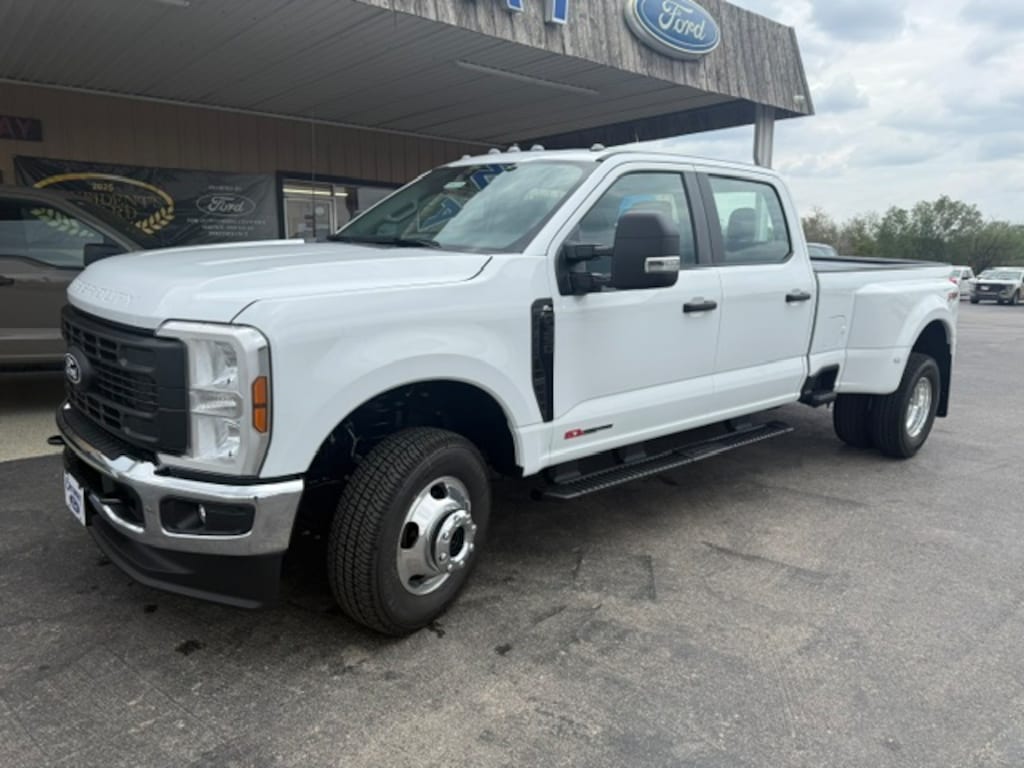 New 2027 Ford F-350 XL 4X4 TRUCK