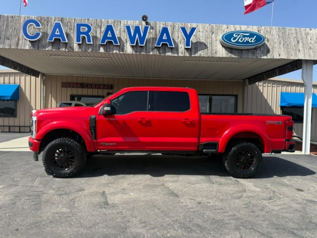 Used 2023 Ford F-250 LARIAT 4X4 Pickup