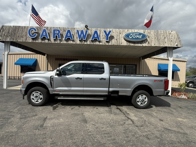 2027 Ford F-350 XLT 4X4 TRUCK