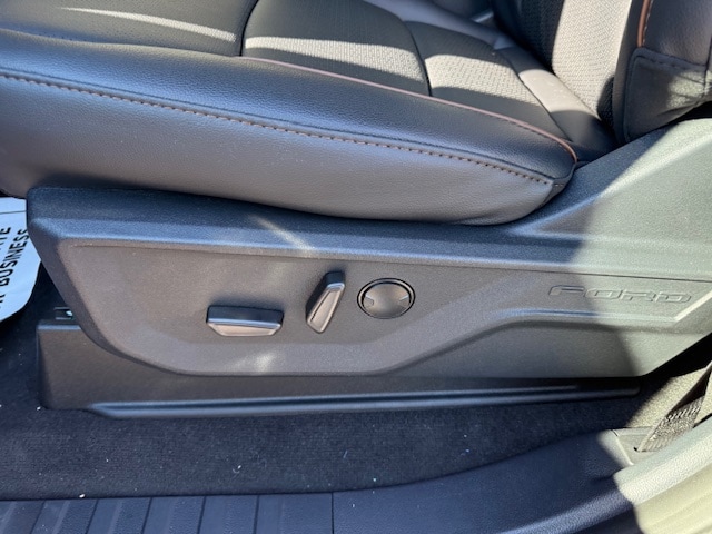 2026 Ford F-350 Super Duty Lariat - Photo 11