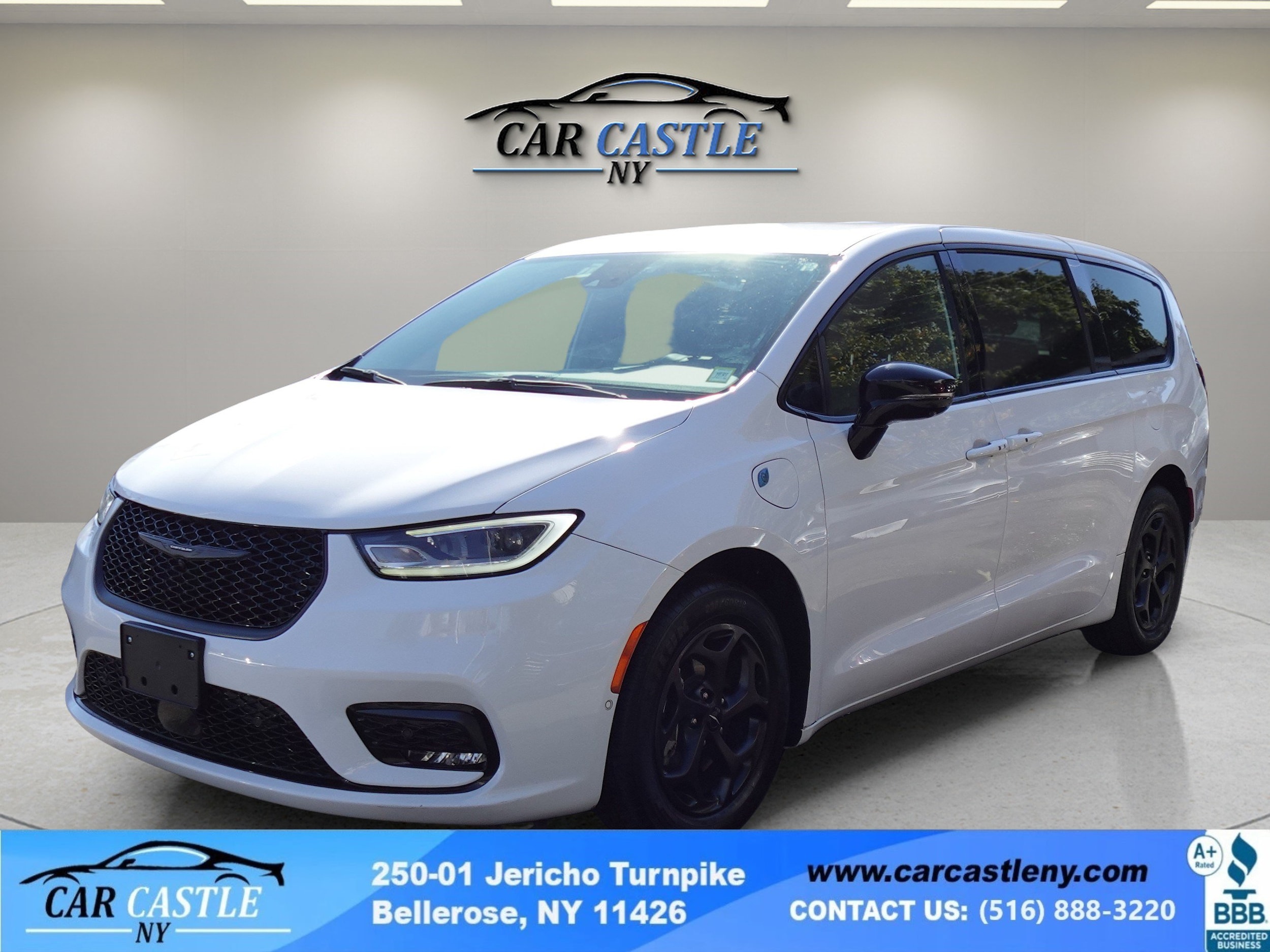 2024 Chrysler Pacifica PHEV