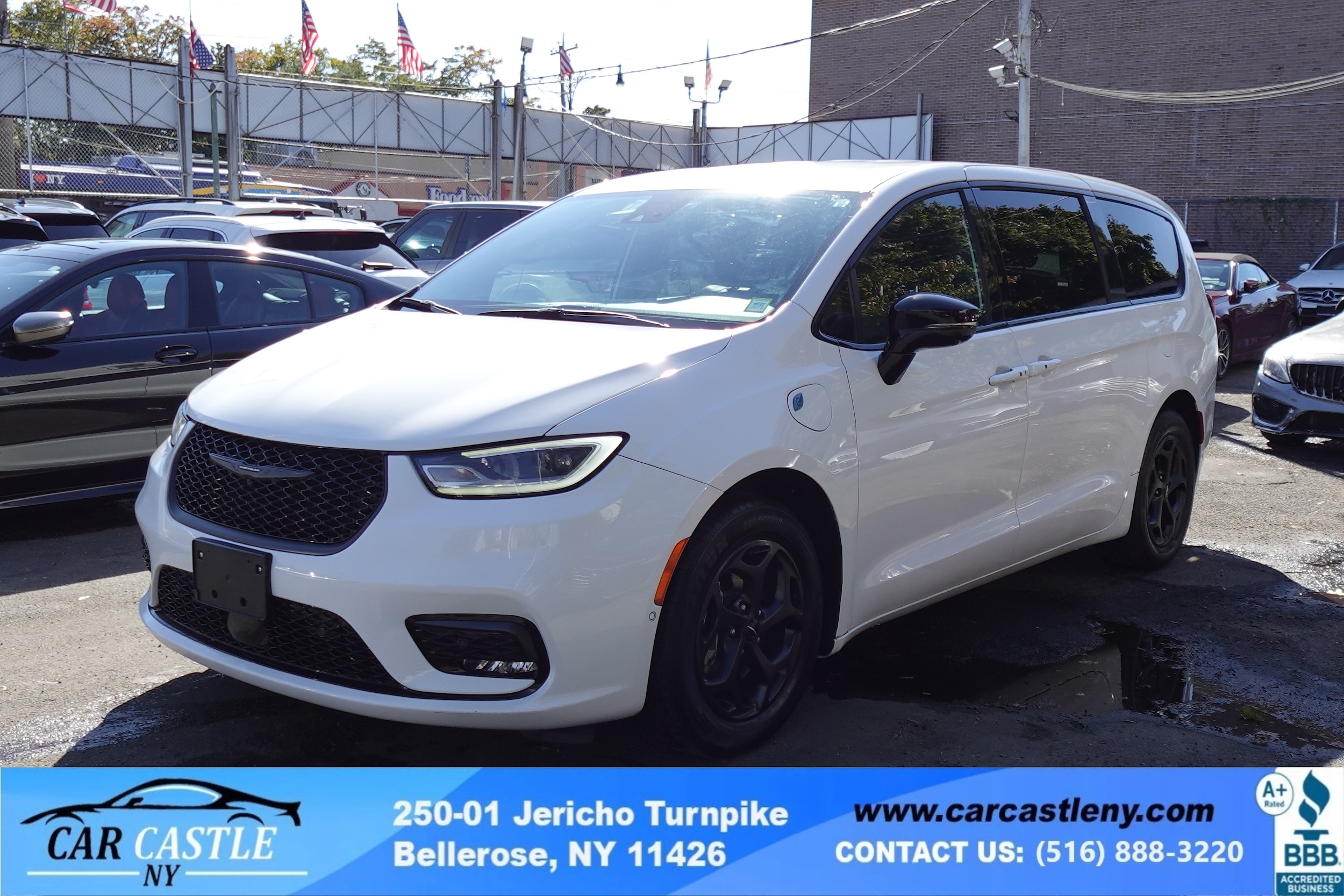2024 Chrysler Pacifica PHEV Select