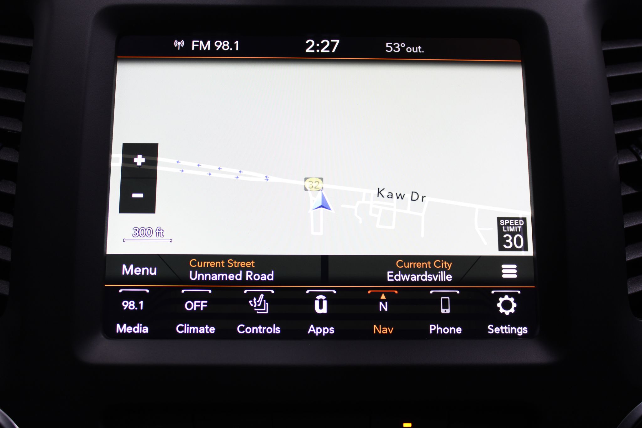 2023 Jeep Cherokee Altitude Lux - Photo 35