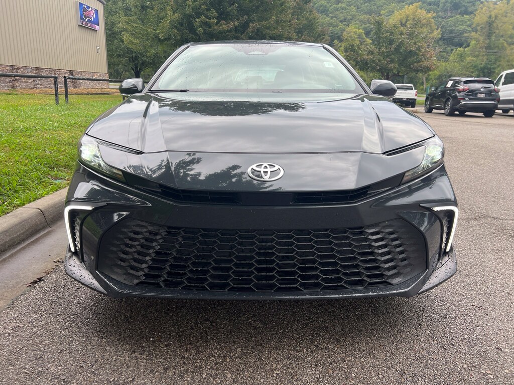 Used 2026 Toyota Camry SE Sedan