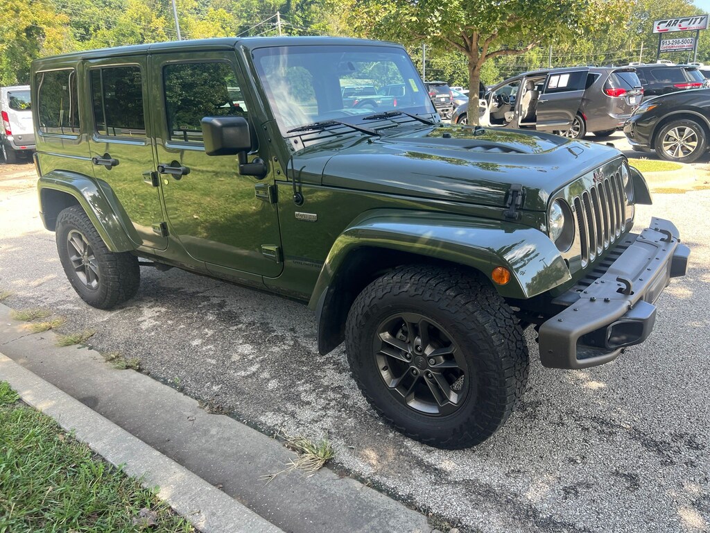 Used 2016 Jeep Wrangler Unlimited Sahara SUV
