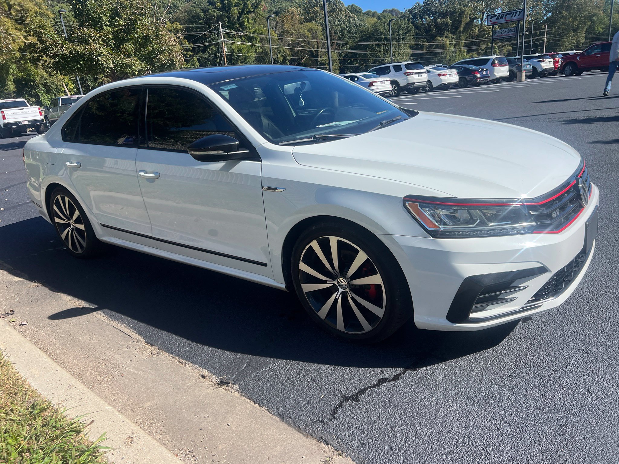 Used 2018 Volkswagen Passat 3.6L V6 GT Sedan