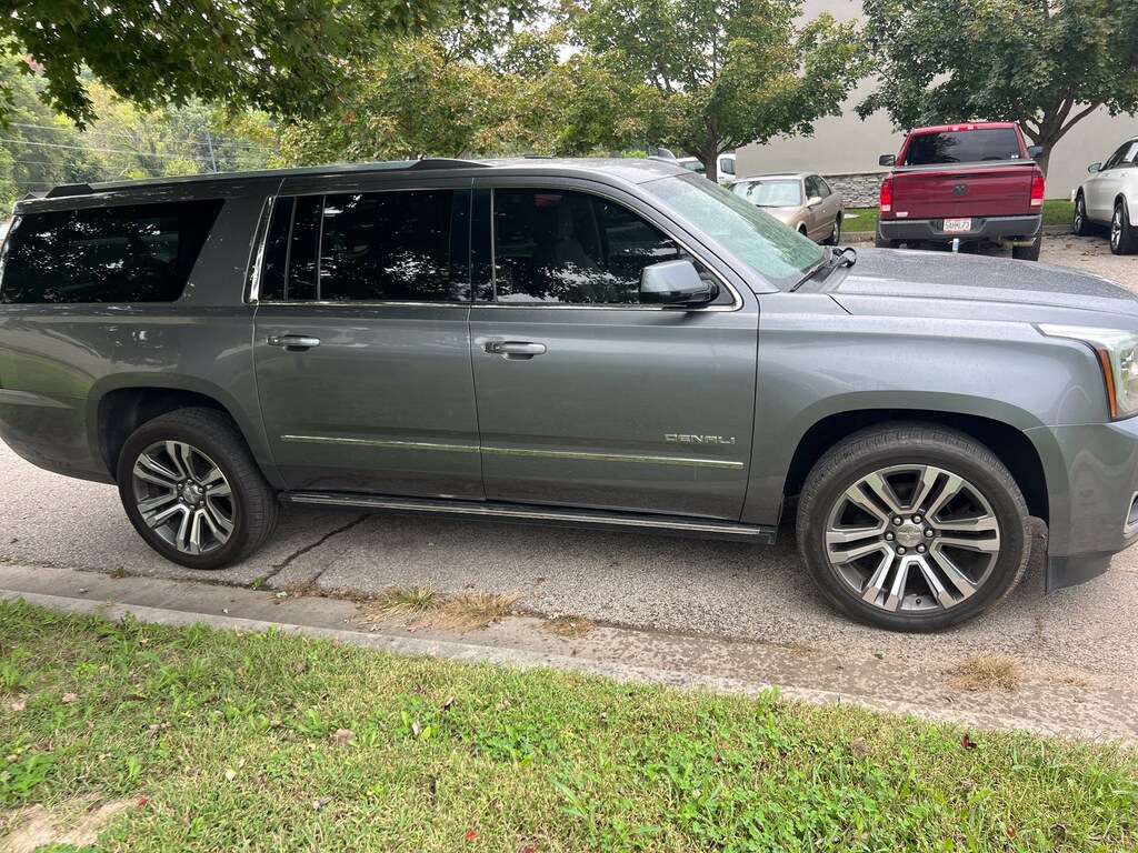 Used 2020 GMC Yukon XL Denali SUV