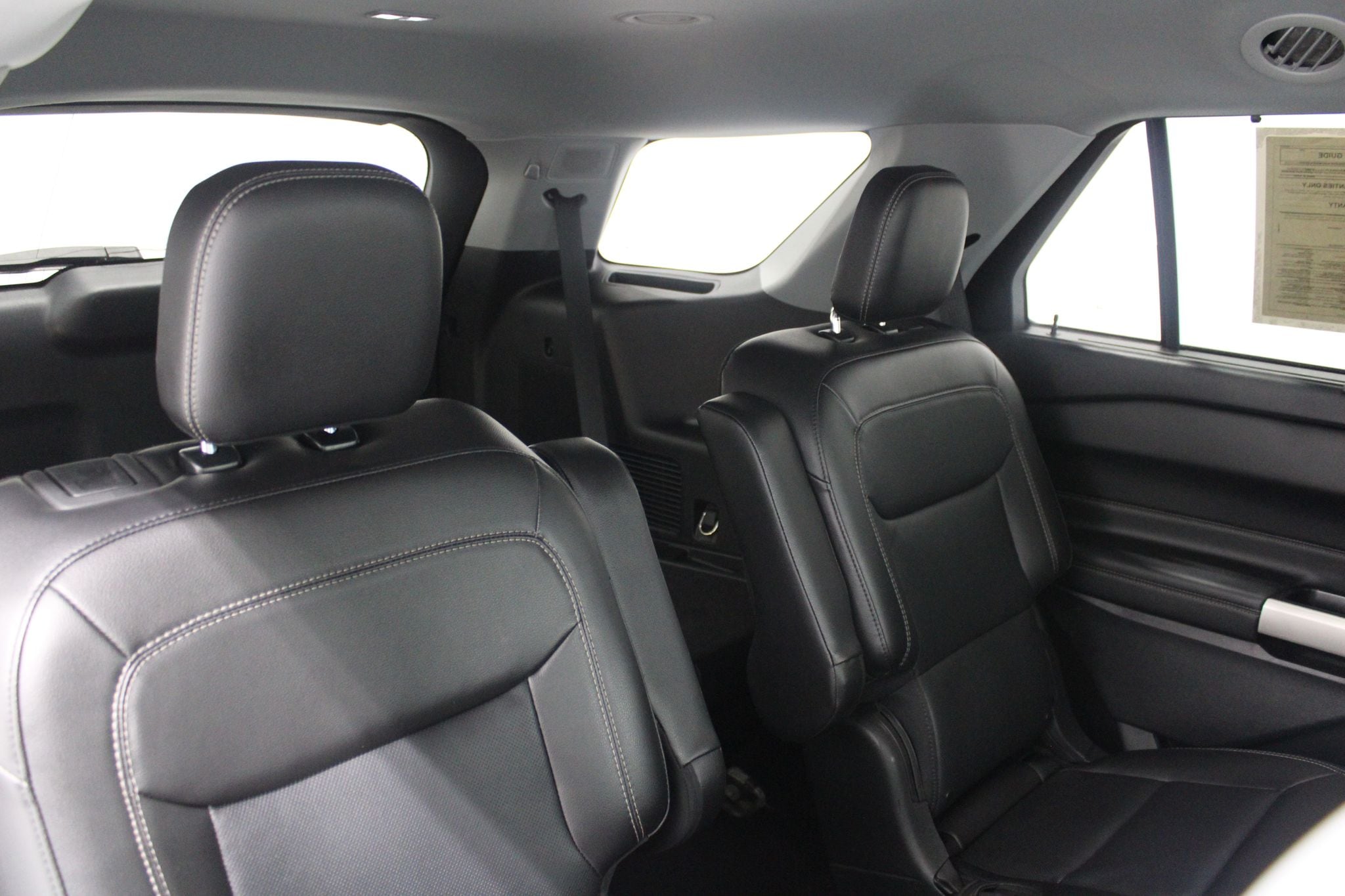 2023 Ford Explorer Limited - Photo 22
