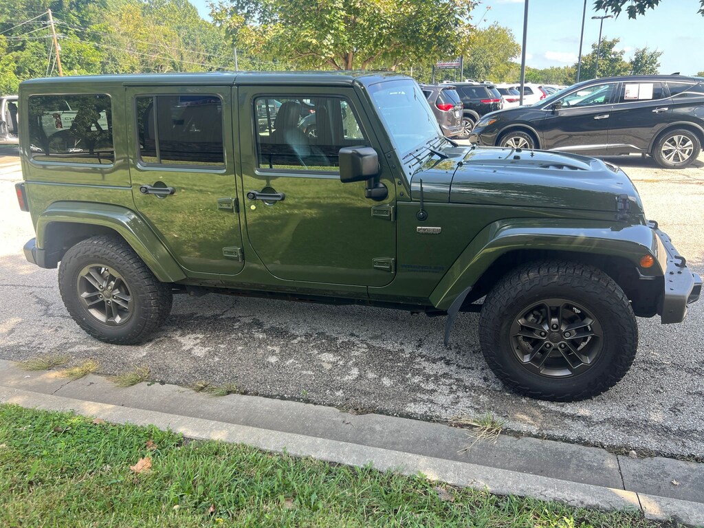 Used 2016 Jeep Wrangler Unlimited Sahara SUV