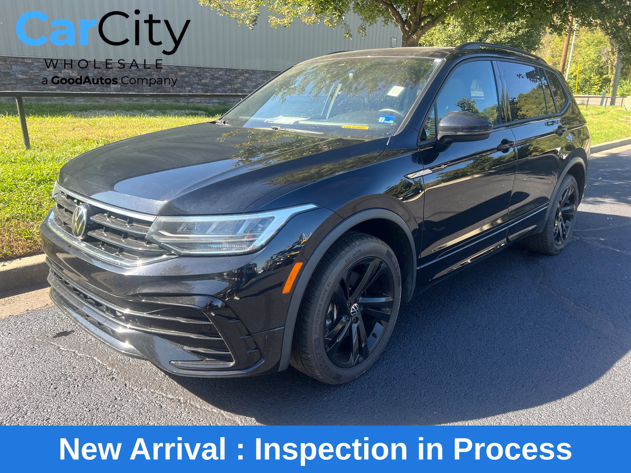 2023 Volkswagen Tiguan SE R-LINE BLACK