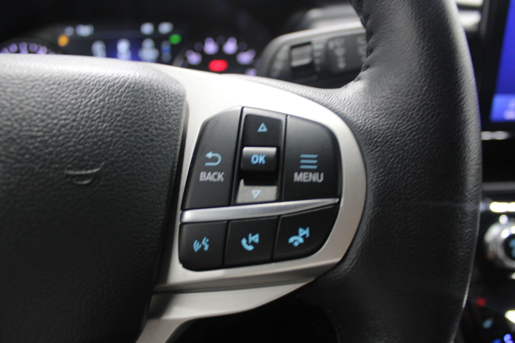 2023 Ford Explorer Limited - Photo 35