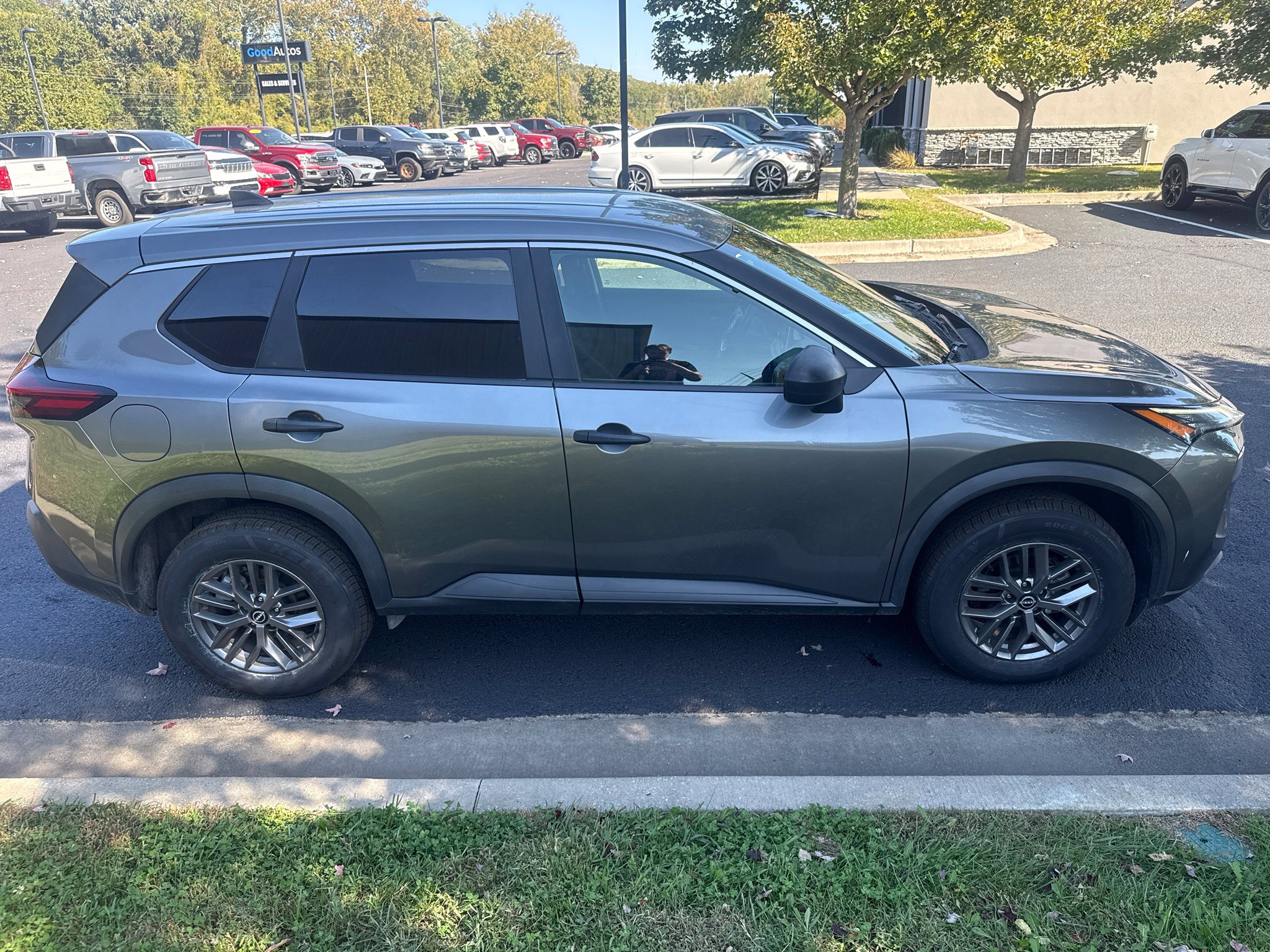 Used 2023 Nissan Rogue S SUV