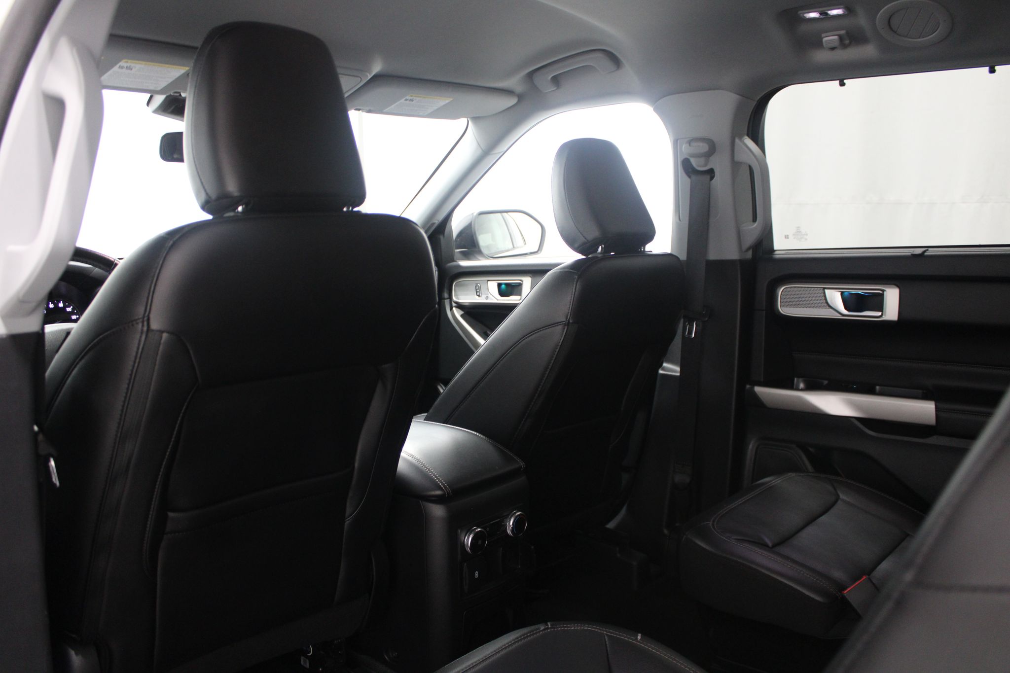 2023 Ford Explorer Limited - Photo 16