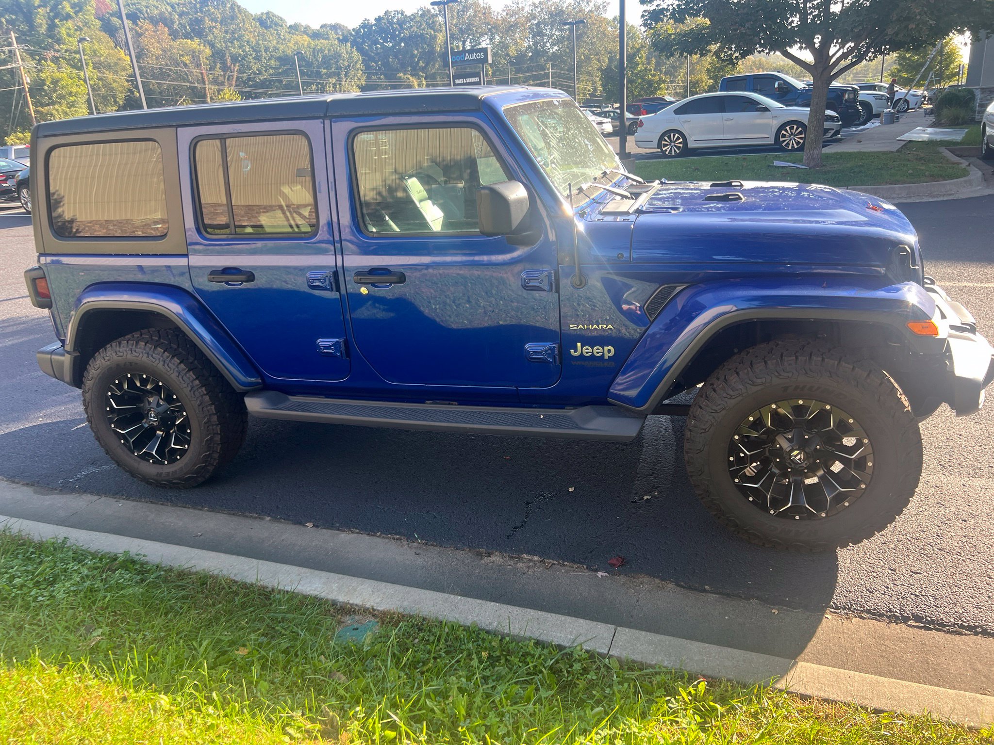 Used 2018 Jeep Wrangler Unlimited Sahara SUV