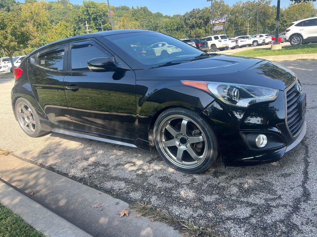 Used 2016 Hyundai Veloster Turbo Hatchback