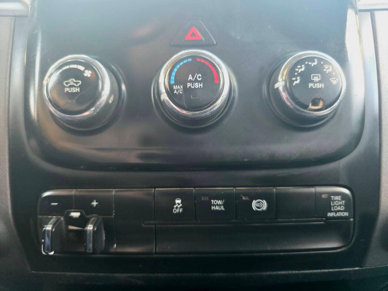 2013 RAM Ram 2500 Pickup Tradesman - Photo 13