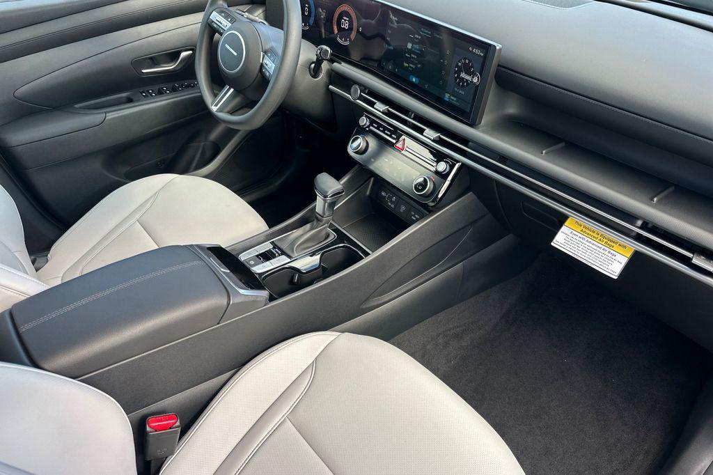 2026 Hyundai Santa Cruz SEL - Photo 12